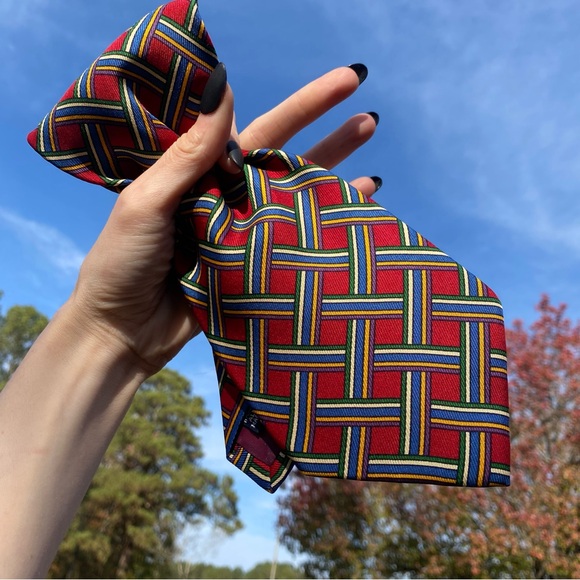 JO S.A. Bank Hand Sewn All Silk Lattice Print Necktie Made in USA - Picture 1 of 3